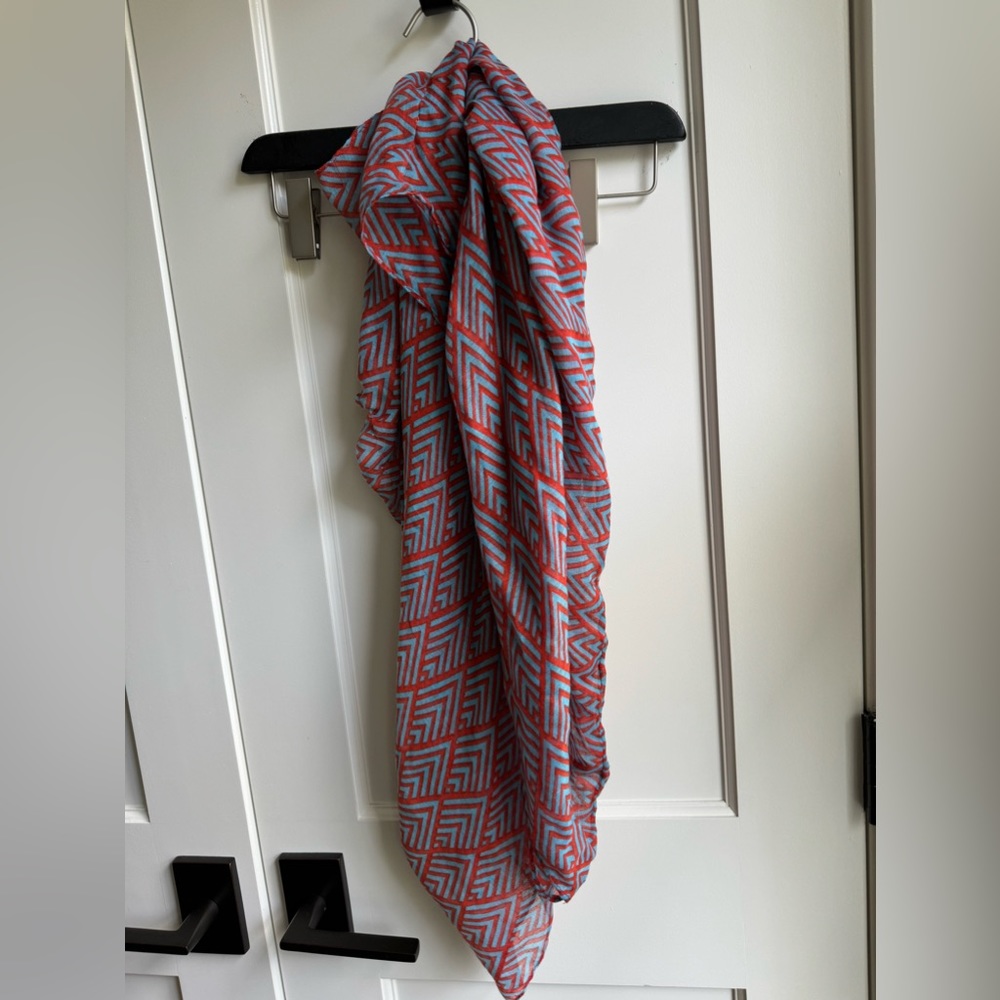 Chevron Infinity Scarf - Picture 4 of 6
